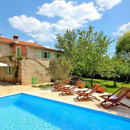 Villa Violica, Karnevali Žminj Екстериор снимка